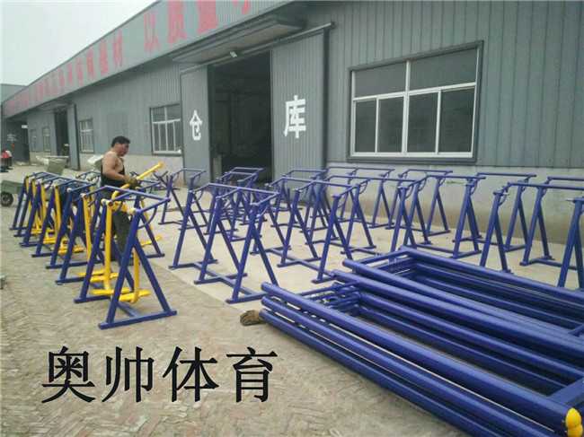 健身路徑器材